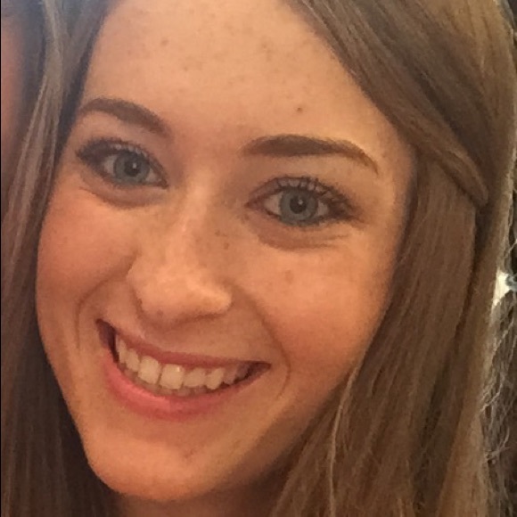 Meet your Posher, Larae - Picture 1 of 1